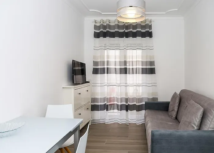 Sun & Wave I דירה נאזרה